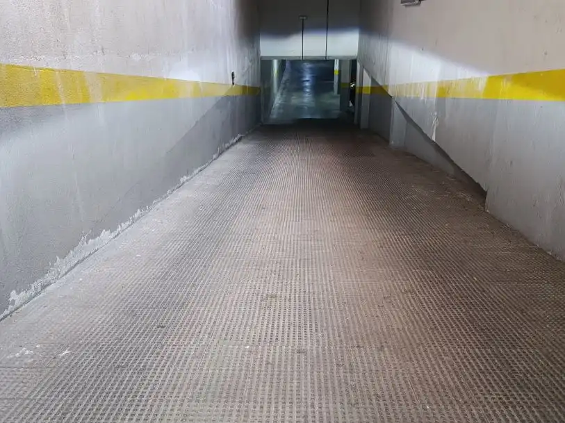 Garage for rent in Madrid  with Alarm