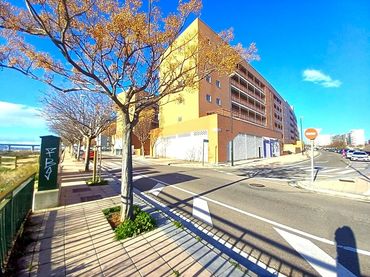 Local comercial en venda a De Viridiana 42