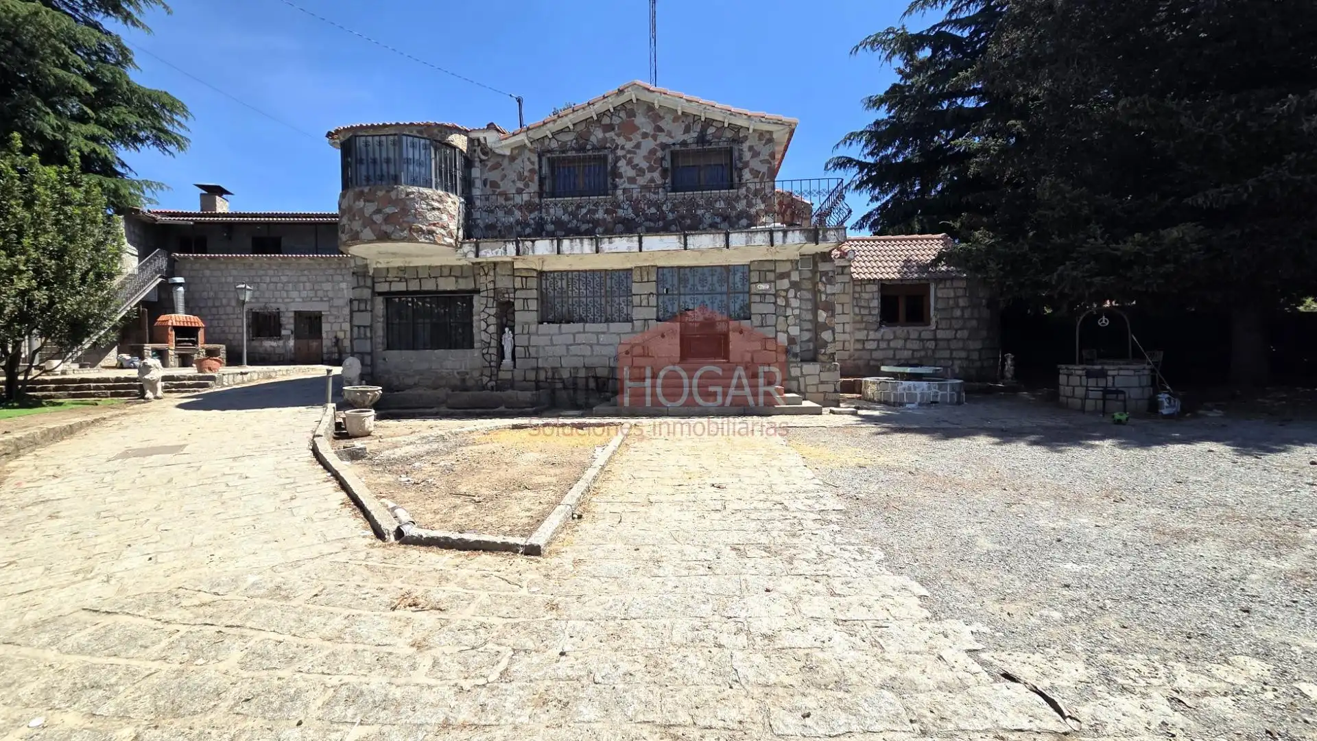 Vista exterior de Casa o chalet en venta en Herradón de Pinares con Calefacción, Jardín privado y Terraza
