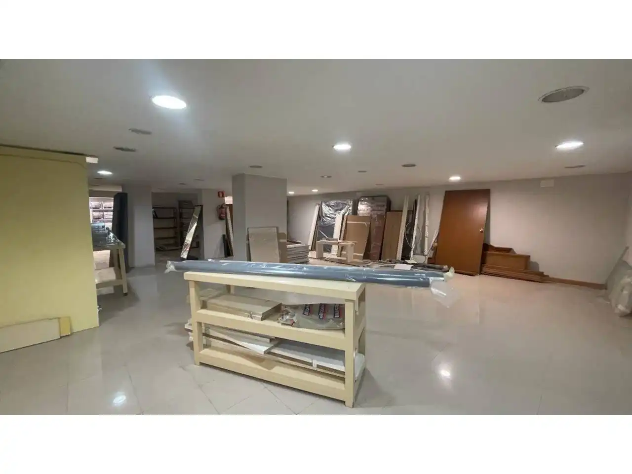 Local comercial en venta en Milán - Pumarín - Teatinos, imagen 6