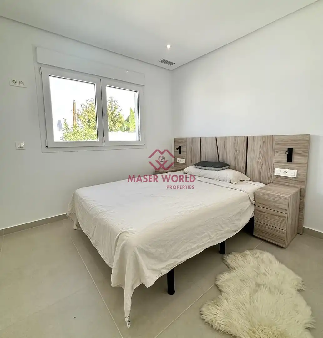 Chalet con piscina en venta en Benijófar, imagen 18