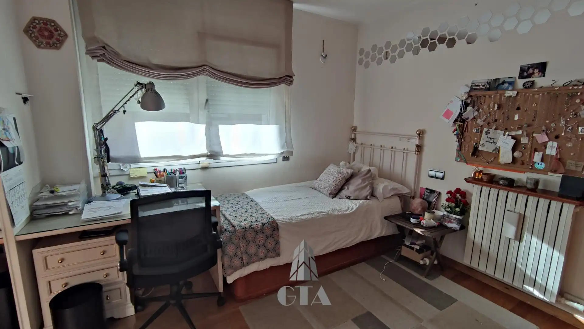Bedroom of Houses for sale in Sant Cugat del Vallès  with Heating, Private garden and Terrace