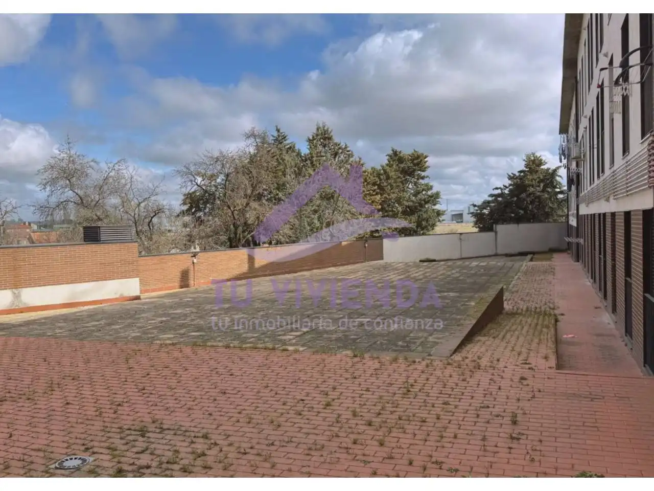 Jardín de Piso en venta en Olmedo con Calefacción, Parquet y Terraza