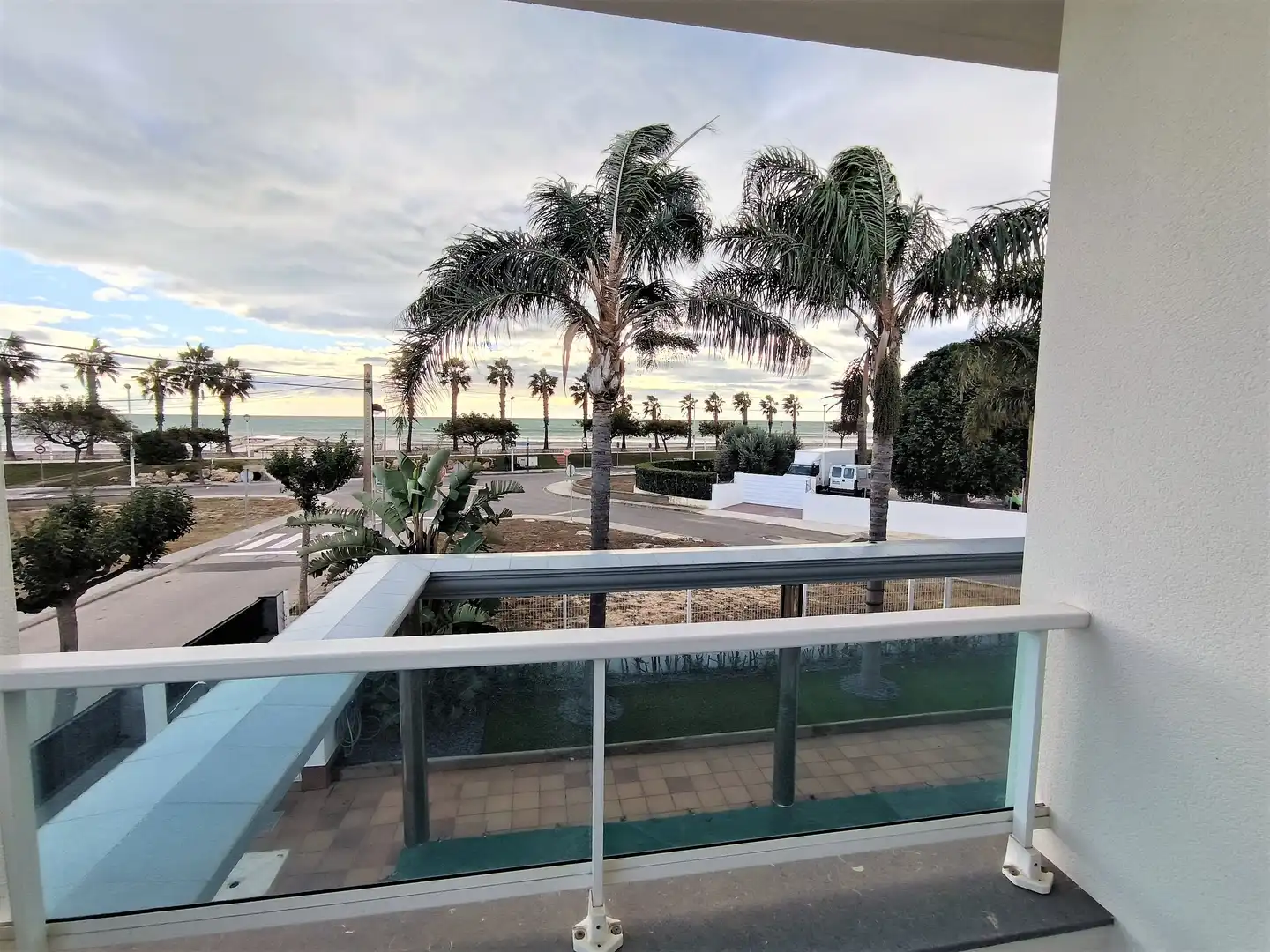 Vista exterior de Casa o chalet en venta en Alcanar con Aire acondicionado, Jardín privado y Terraza