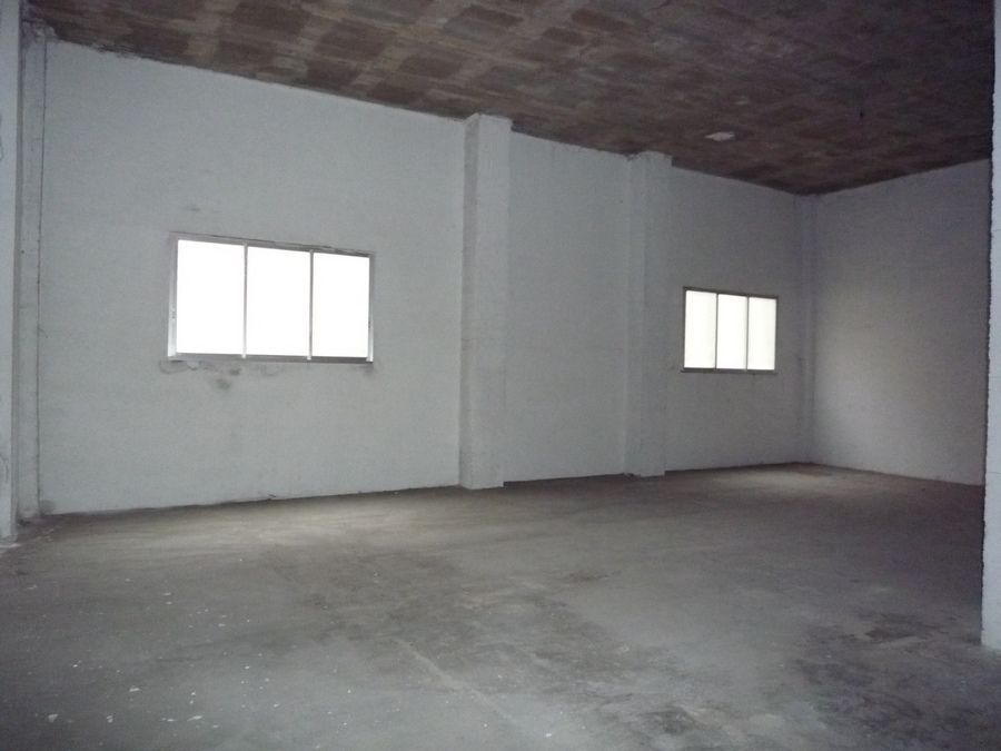 Premises for sale in Santander