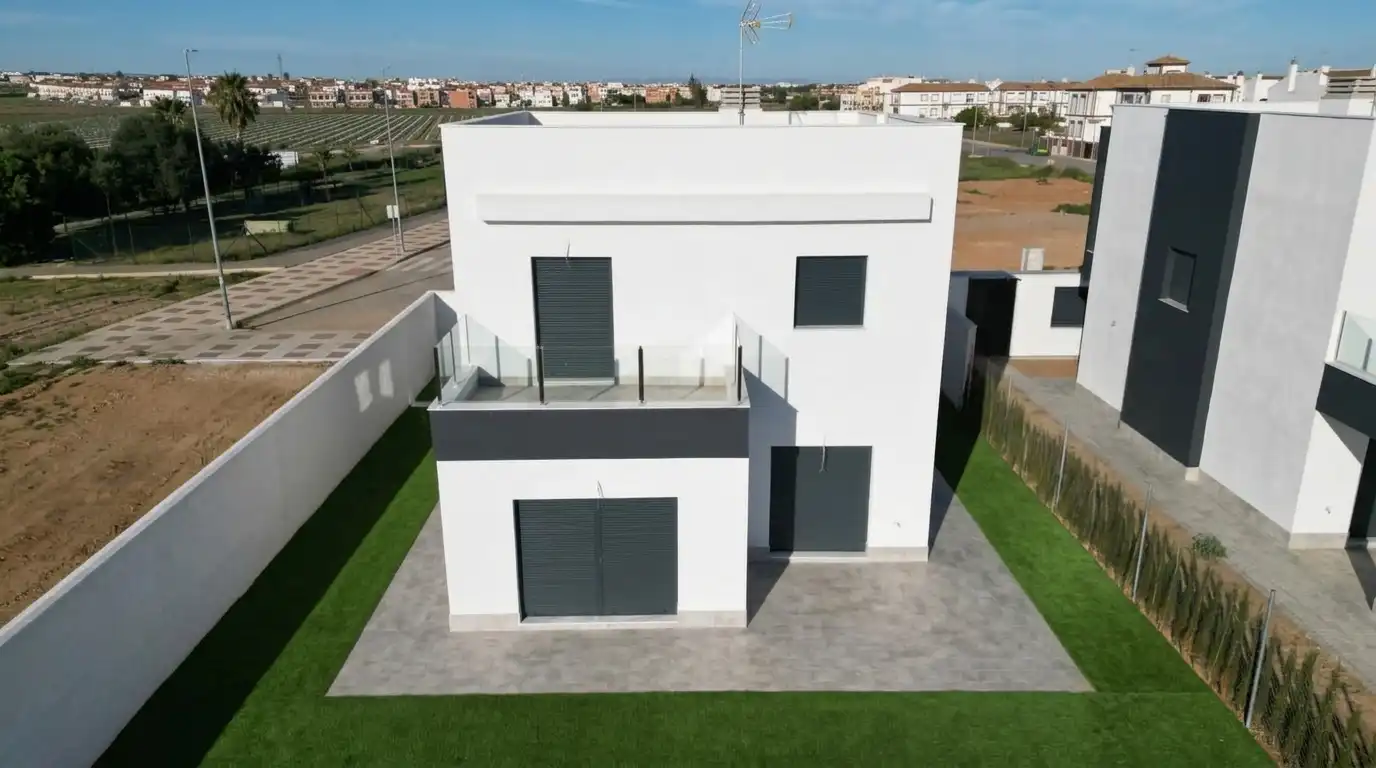 Vista exterior de Casa o chalet en venta en Alcalá del Río con Calefacción, Jardín privado y Terraza