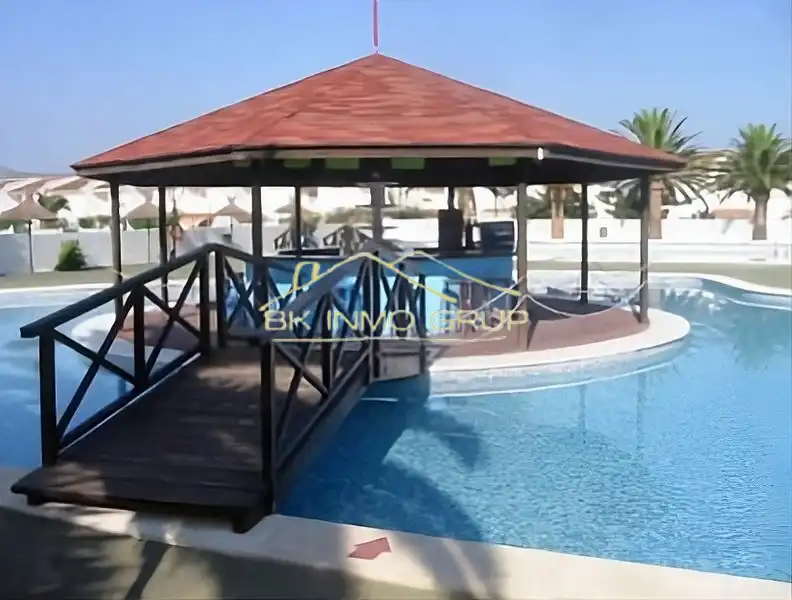 Piscina de Apartament en venda en Peñíscola / Peníscola amb Terrassa, Moblat i Piscina comunitària