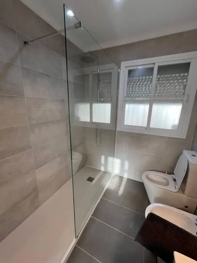 Bathroom of Houses for sale in Chiclana de la Frontera