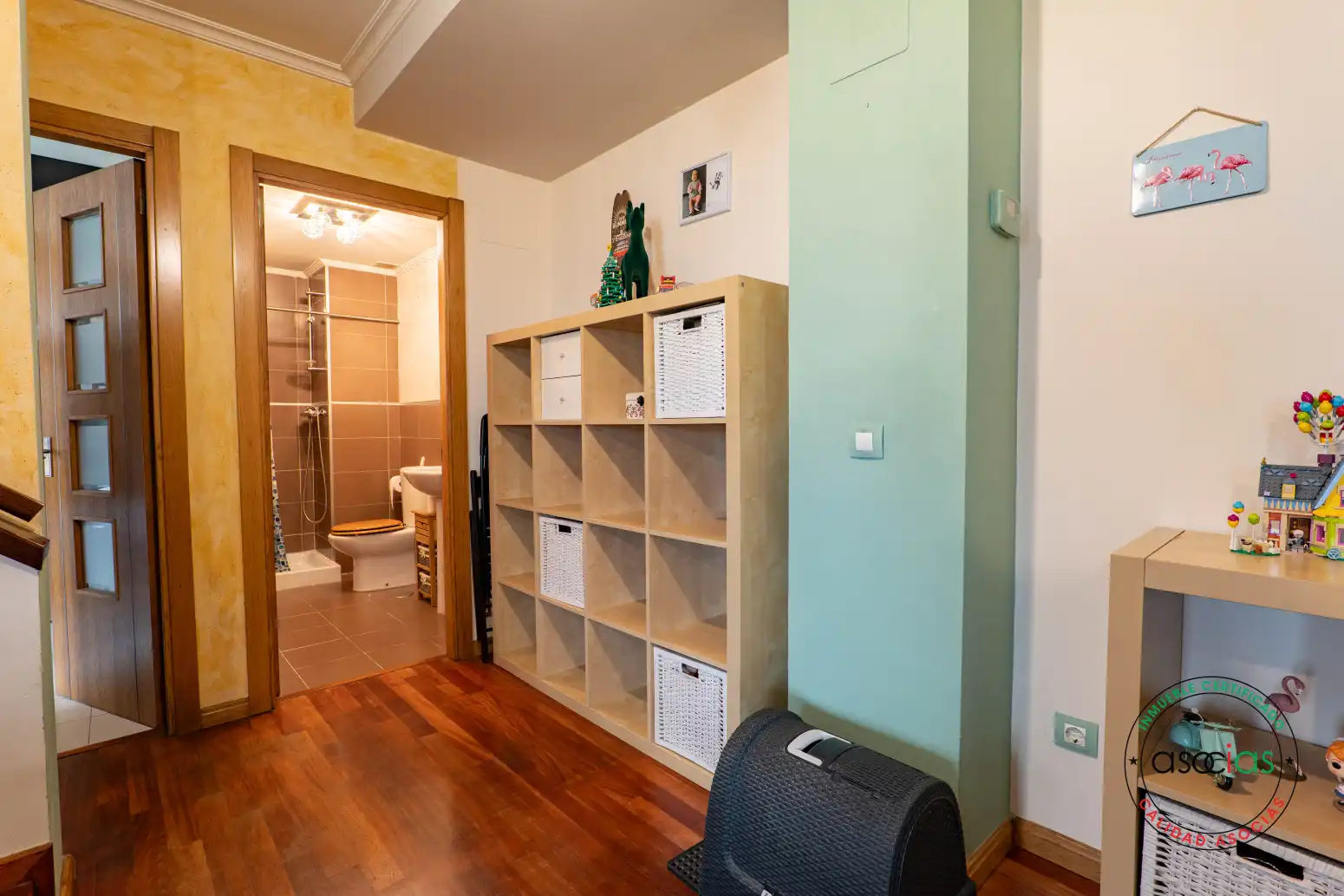 Habitación de Piso en venta en Gijón  con Calefacción, Parquet y Trastero