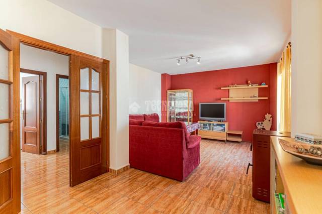 Casa adosada en Venta en Órgiva