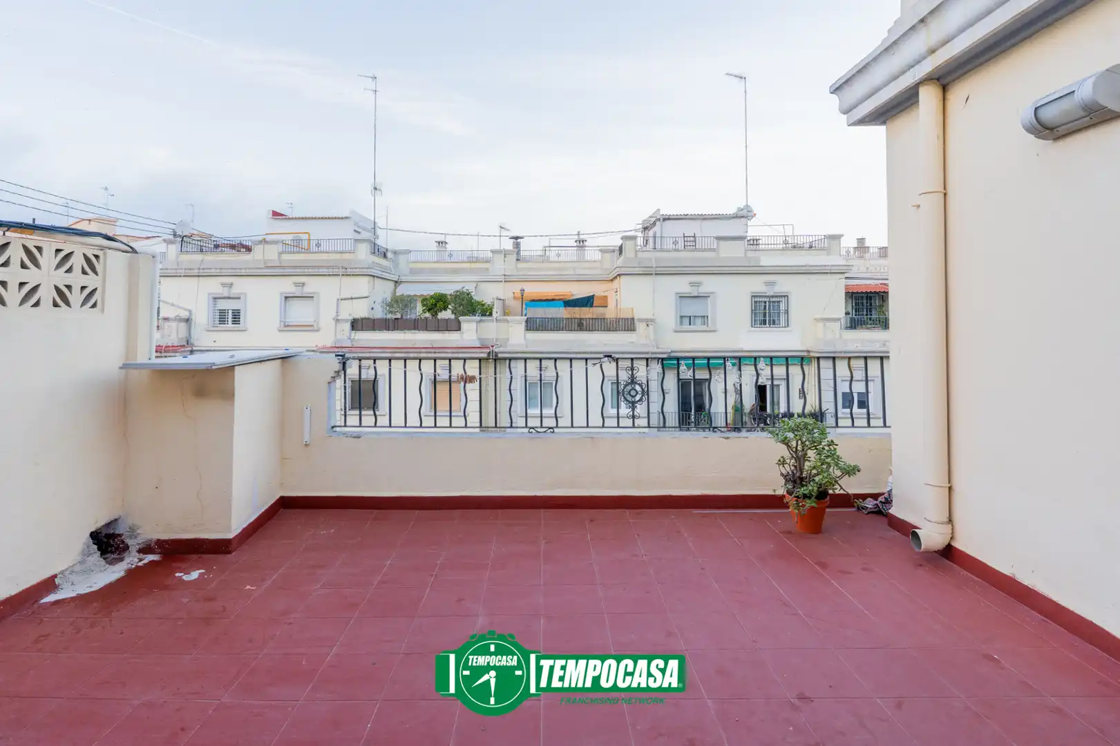 Terrasse von Wohnung zum Verkauf in Valencia mit Klimaanlage, Parkett und Terrasse
