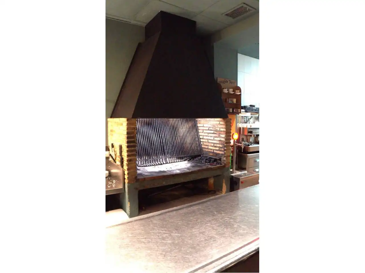 Local en venta en Montbrió del Camp con Aire acondicionado
