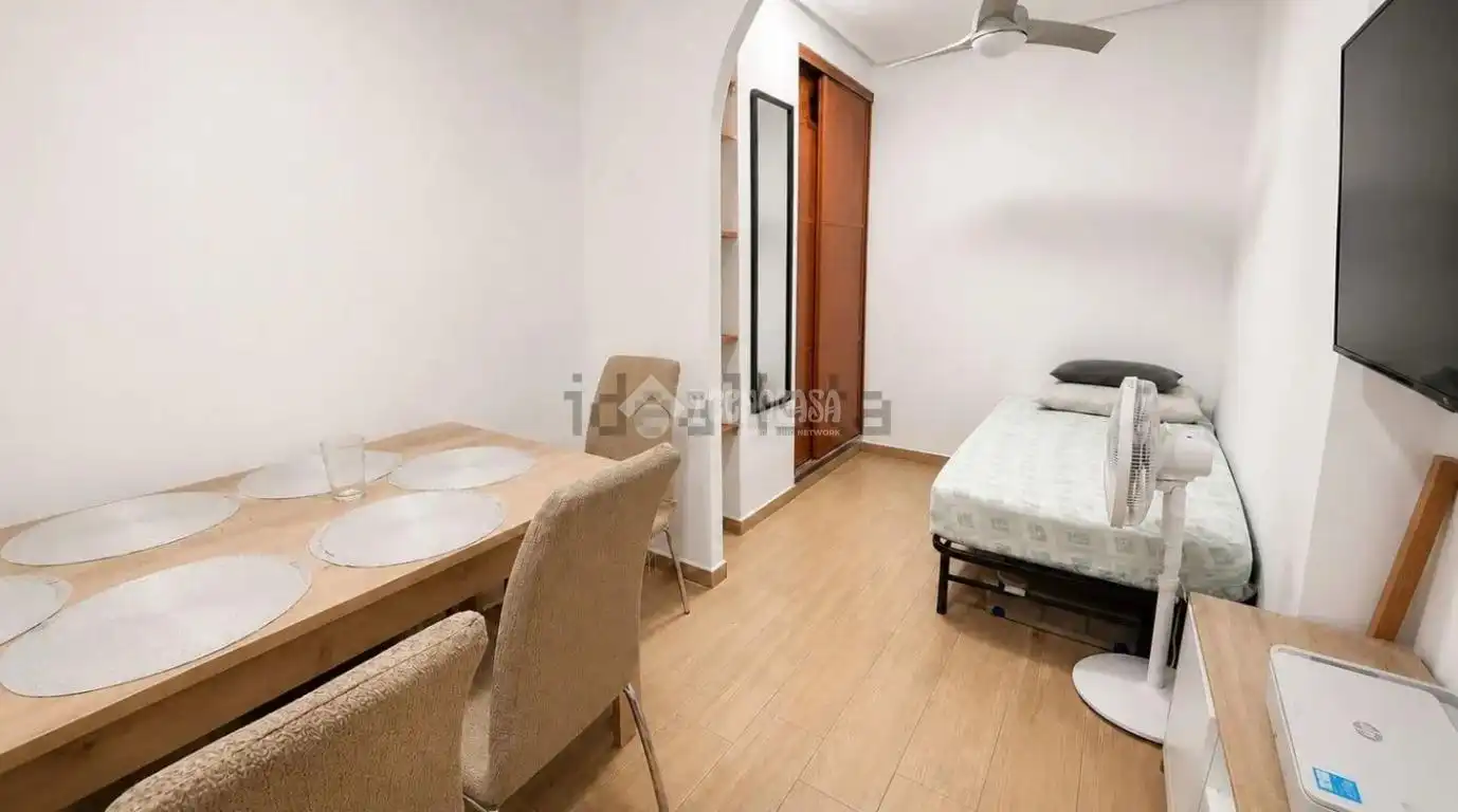 Habitación de Piso en venta en Valencia con Aire acondicionado y Parquet