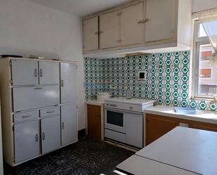 Kitchen of Flat for sale in Neda
