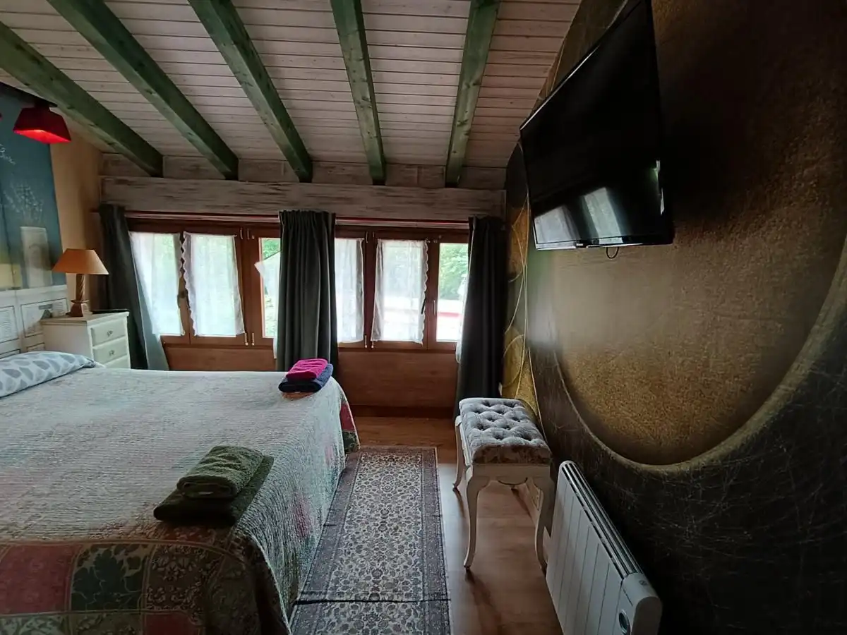 Dormitori de Casa adosada en venda en Llanes amb Calefacció, Jardí privat i Terrassa