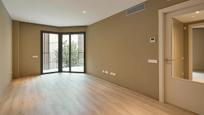 Flat to rent in Carrer de Varsòvia, 1, El Guinardó, imagen 3