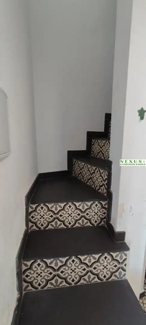 Einfamilien-Reihenhaus zur Miete in Casco Antiguo