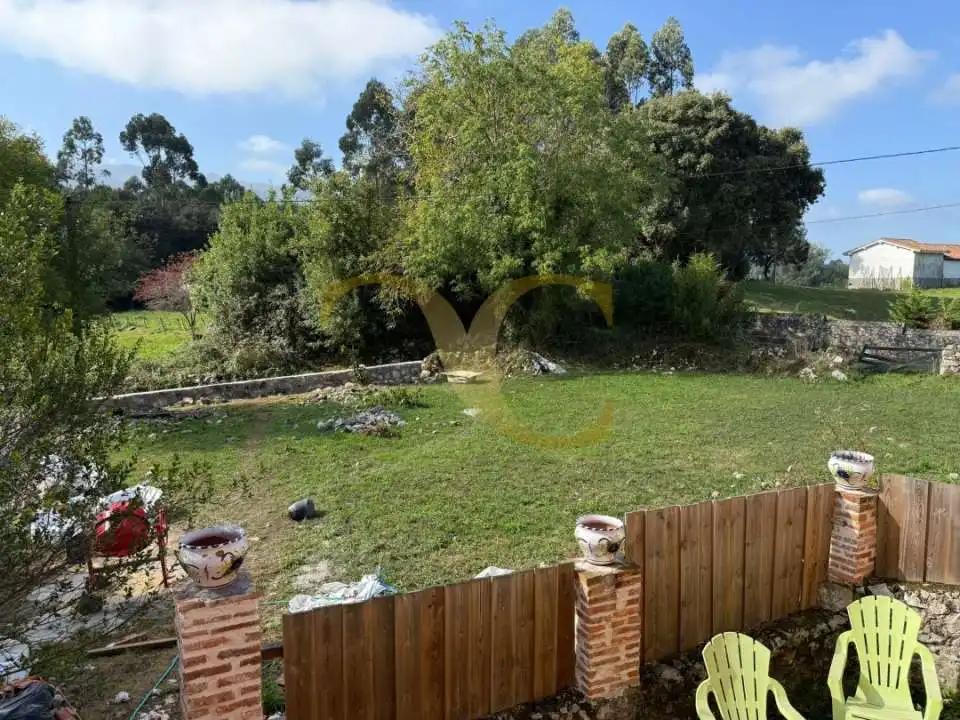 Casa con jardín en venta en Balmori, imagen 2