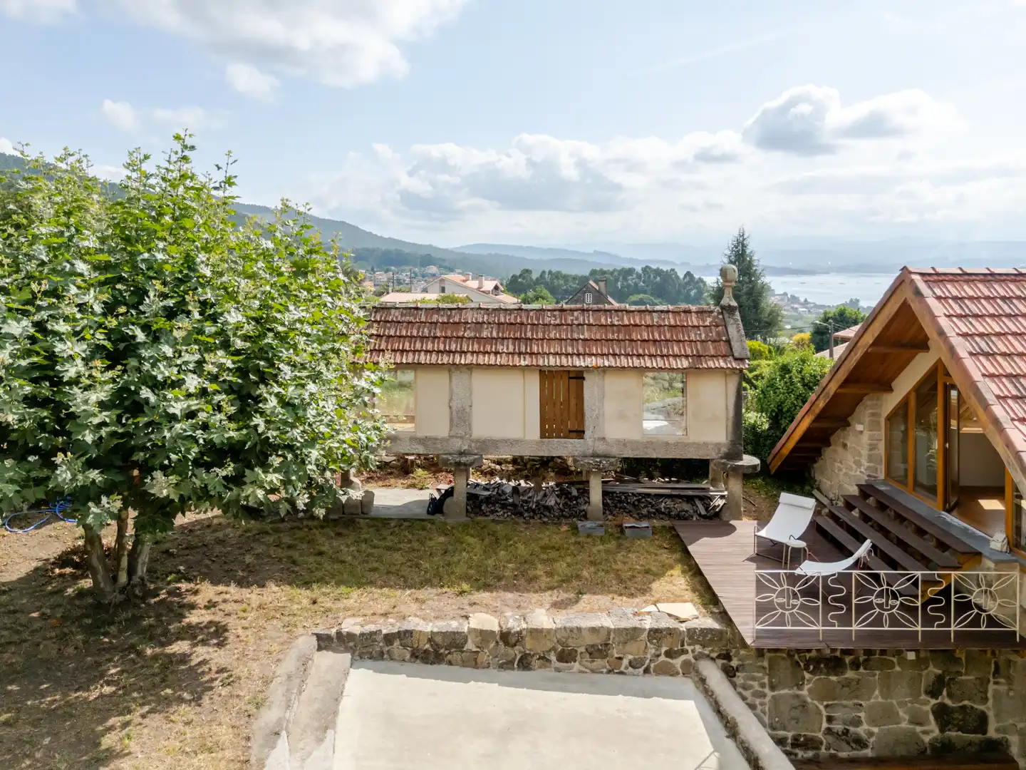 Terrace of Country homes for sale in Poio  with Swimming Pool and Furnished