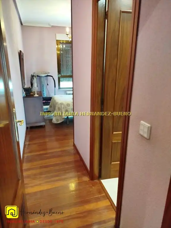 Piso en venta en Salamanca con Calefacción, Trastero y Amueblado