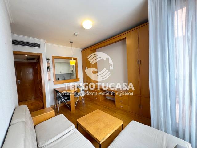 Piso en Venta en Calle de Belfast en Rejas