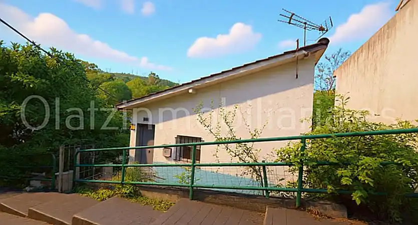 Exterior view of Houses for sale in Ibaiondo