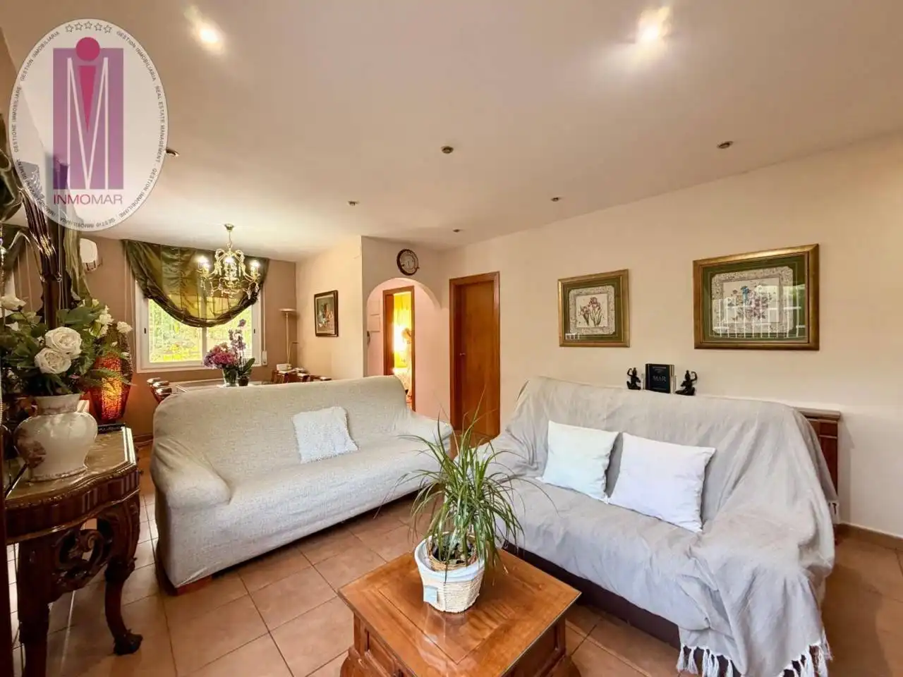 Casa amb jardí en venda a Avenida 303, imagen 7