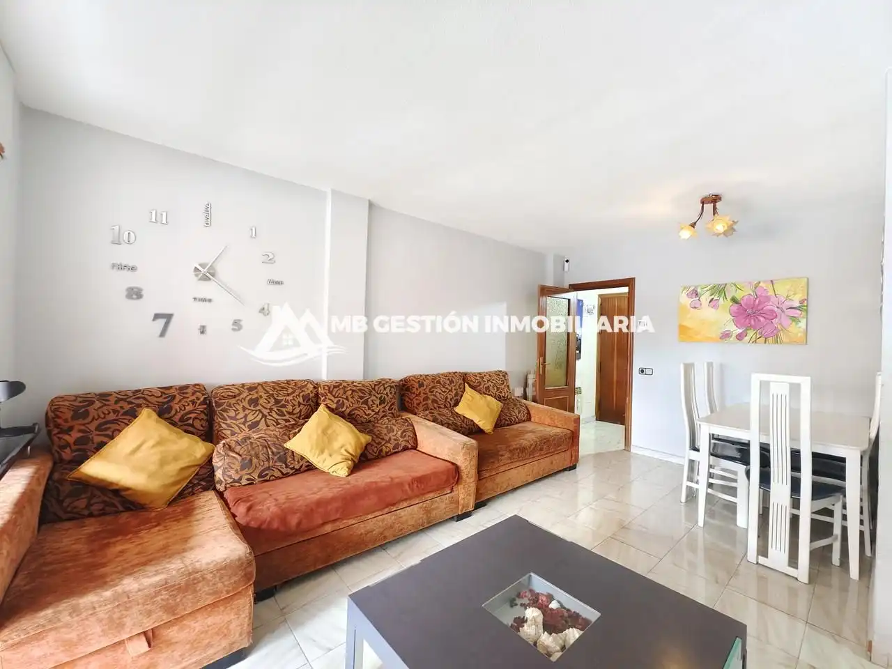 Vista exterior de Piso en venta en Fuenlabrada con Calefacción y Terraza