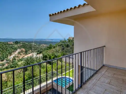 Casa amb piscina en venda a Carrer Roca del Sol, imagen 27