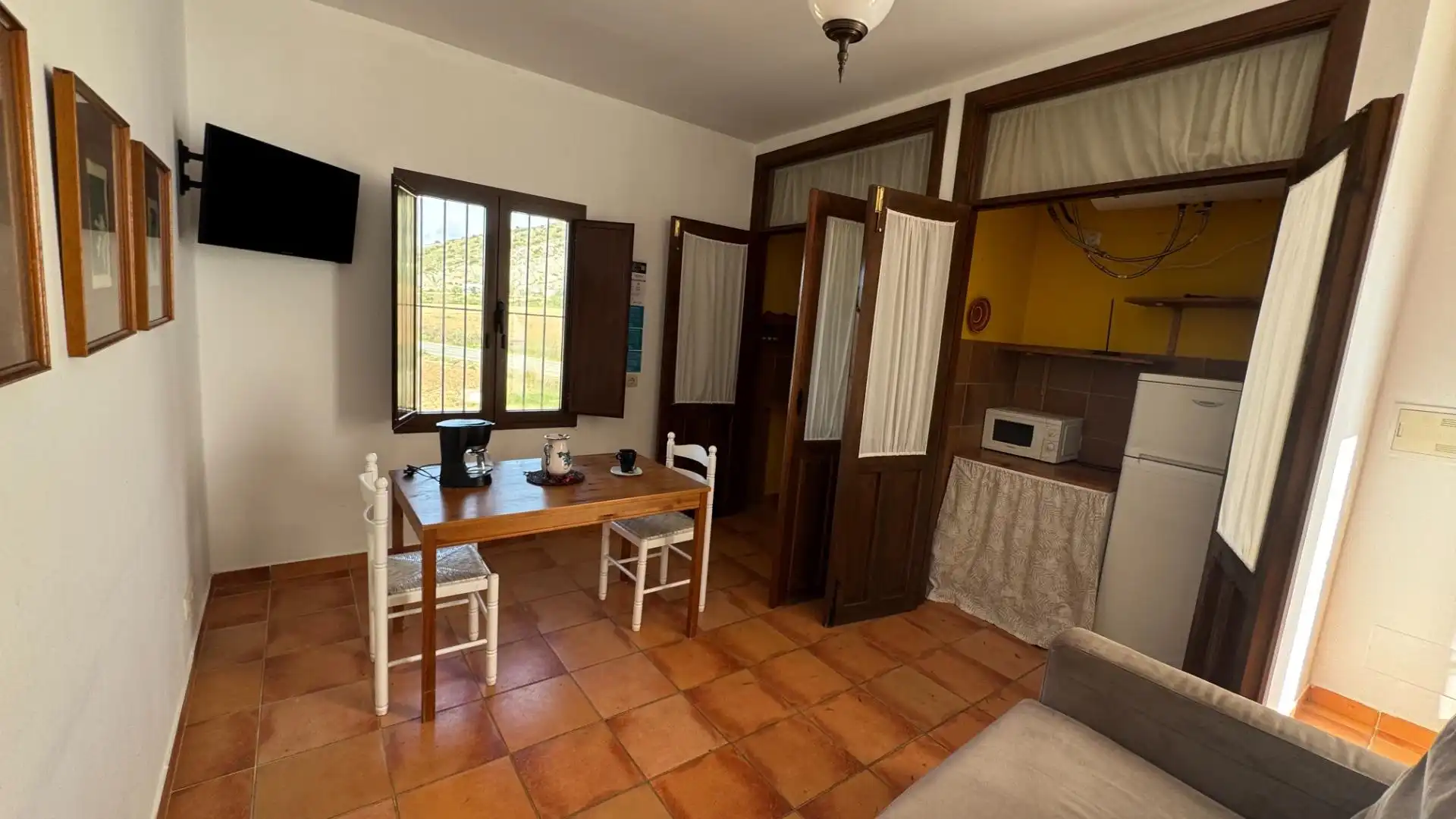 Sala de estar de Finca rústica en venta en Teba con Aire acondicionado, Jardín privado y Piscina