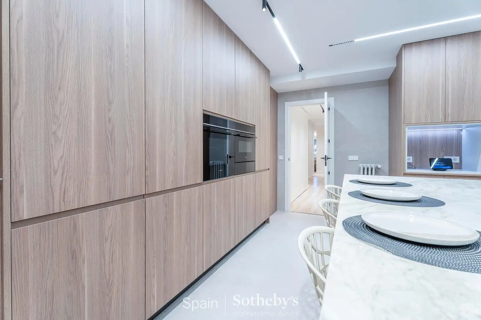 Cuina de Apartament en venda en Madrid amb Aire condicionat i Calefacció