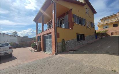 Exterior view of House or chalet for sale in Caldes de Malavella  with Heating, Private garden and Terrace