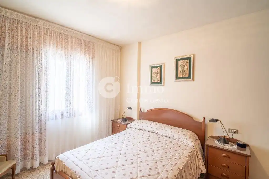 Dormitori de Casa adosada en venda en Almenar amb Aire condicionat, Calefacció i Terrassa