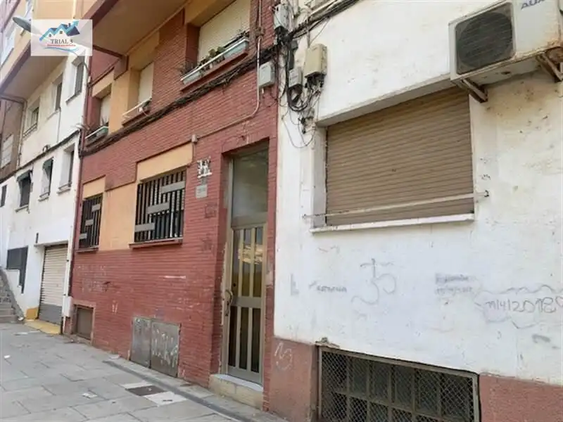 Vista exterior de Piso en venta en Ripollet