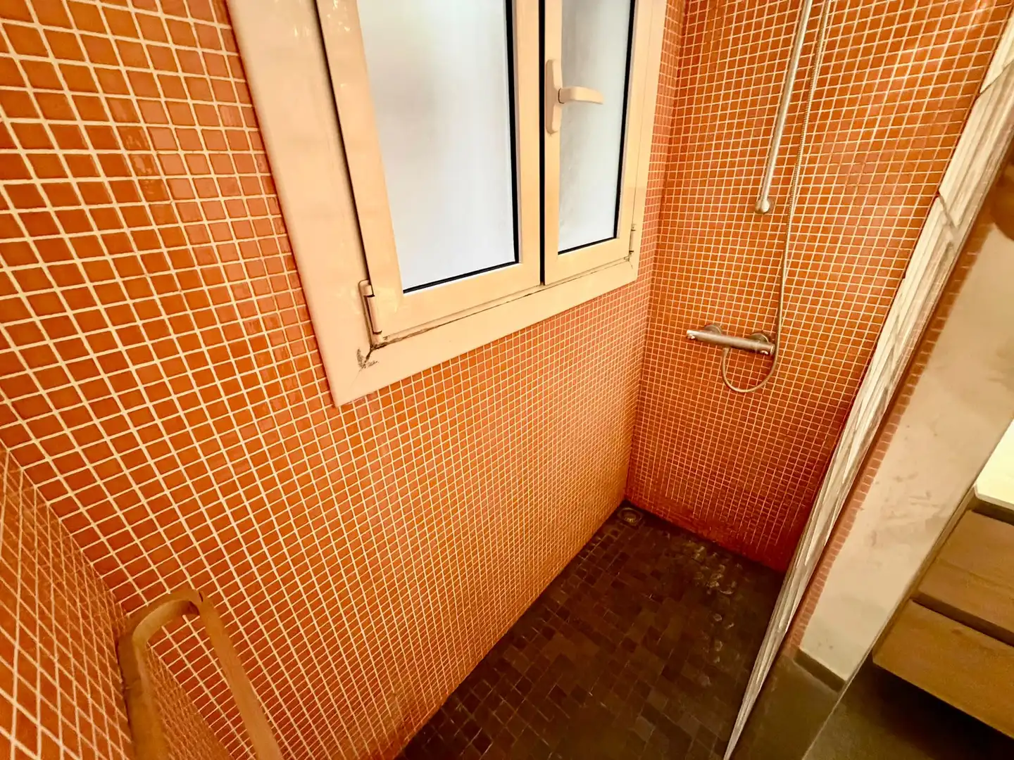 Flat with lift for sale in Carrer del Rosselló, imagen 19
