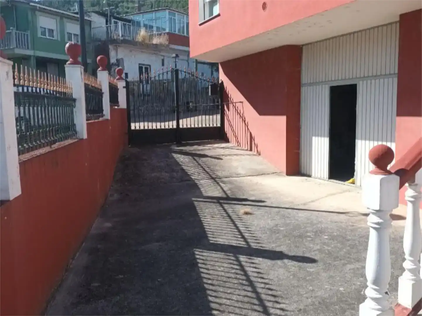 Parking de Piso en venta en Quiroga con Parquet, Trastero y Amueblado