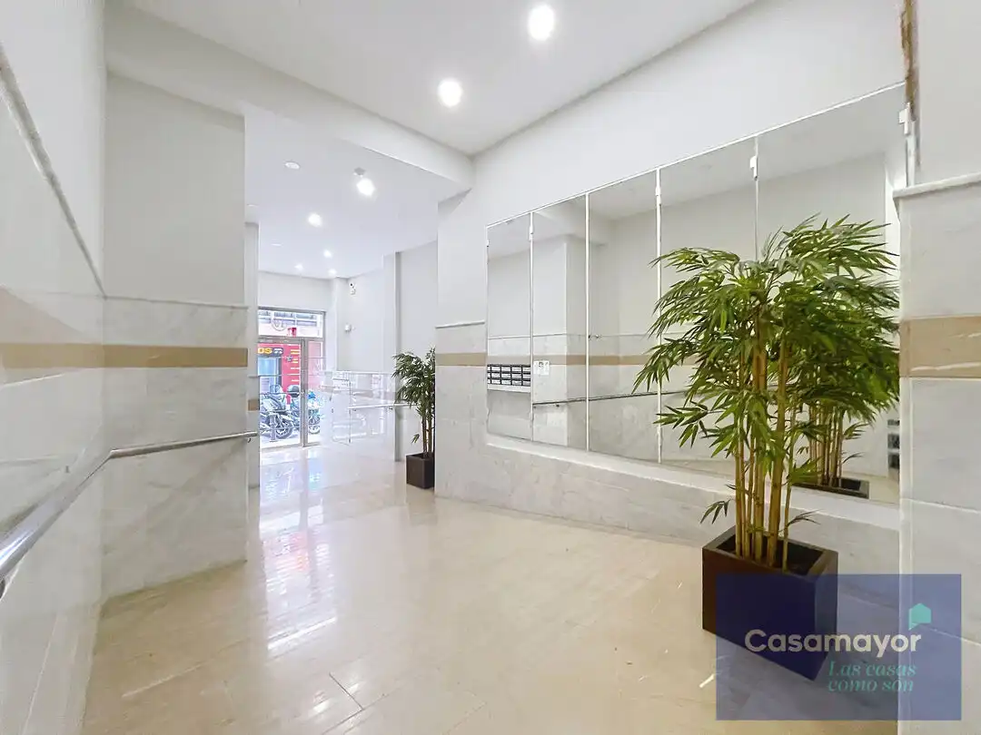 Oficina en venta en Calle General Primo de Rivera, Barrio del Centro