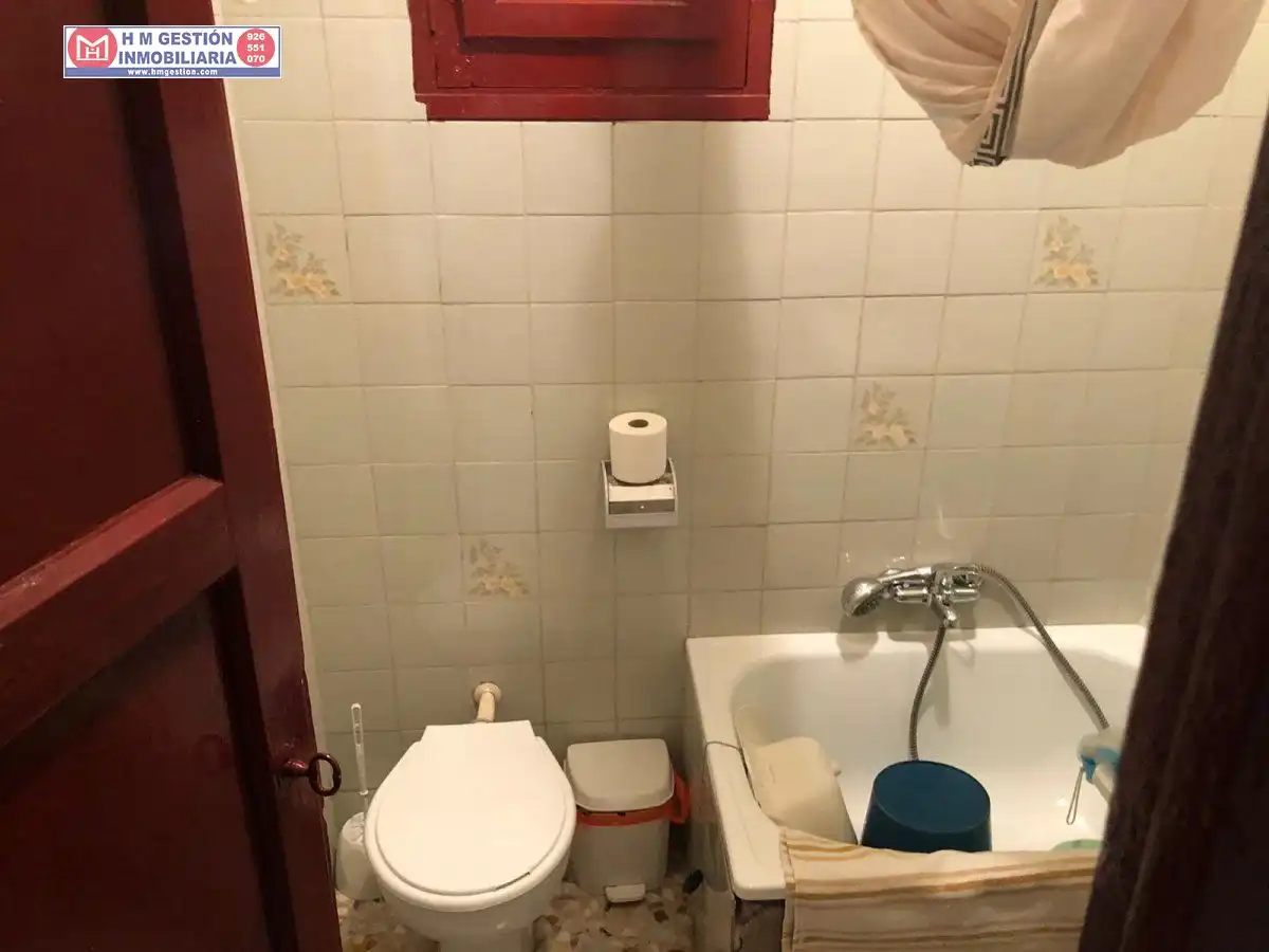 Bany de Casa o xalet en venda en Alcázar de San Juan amb Terrassa