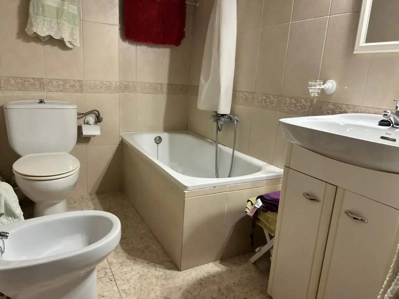 Bany de Casa o xalet en venda en Vila-real amb Aire condicionat, Terrassa i Moblat