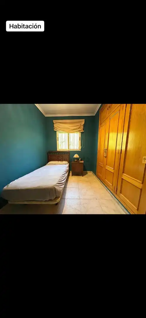 Habitación de Casa o chalet en venta en Paterna con Aire acondicionado, Jardín privado y Piscina