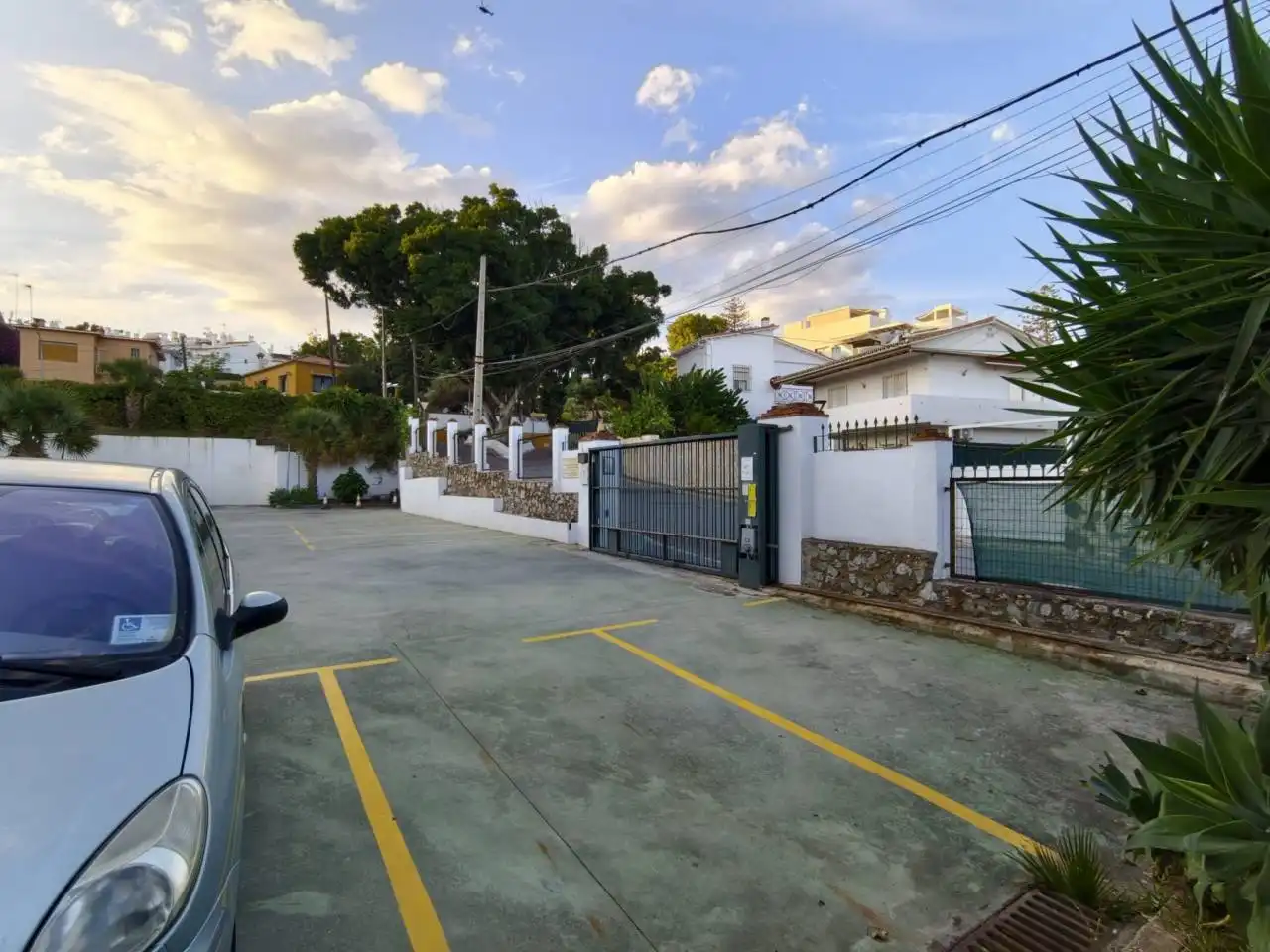 Apartamento en venta en Torremolinos, Málaga