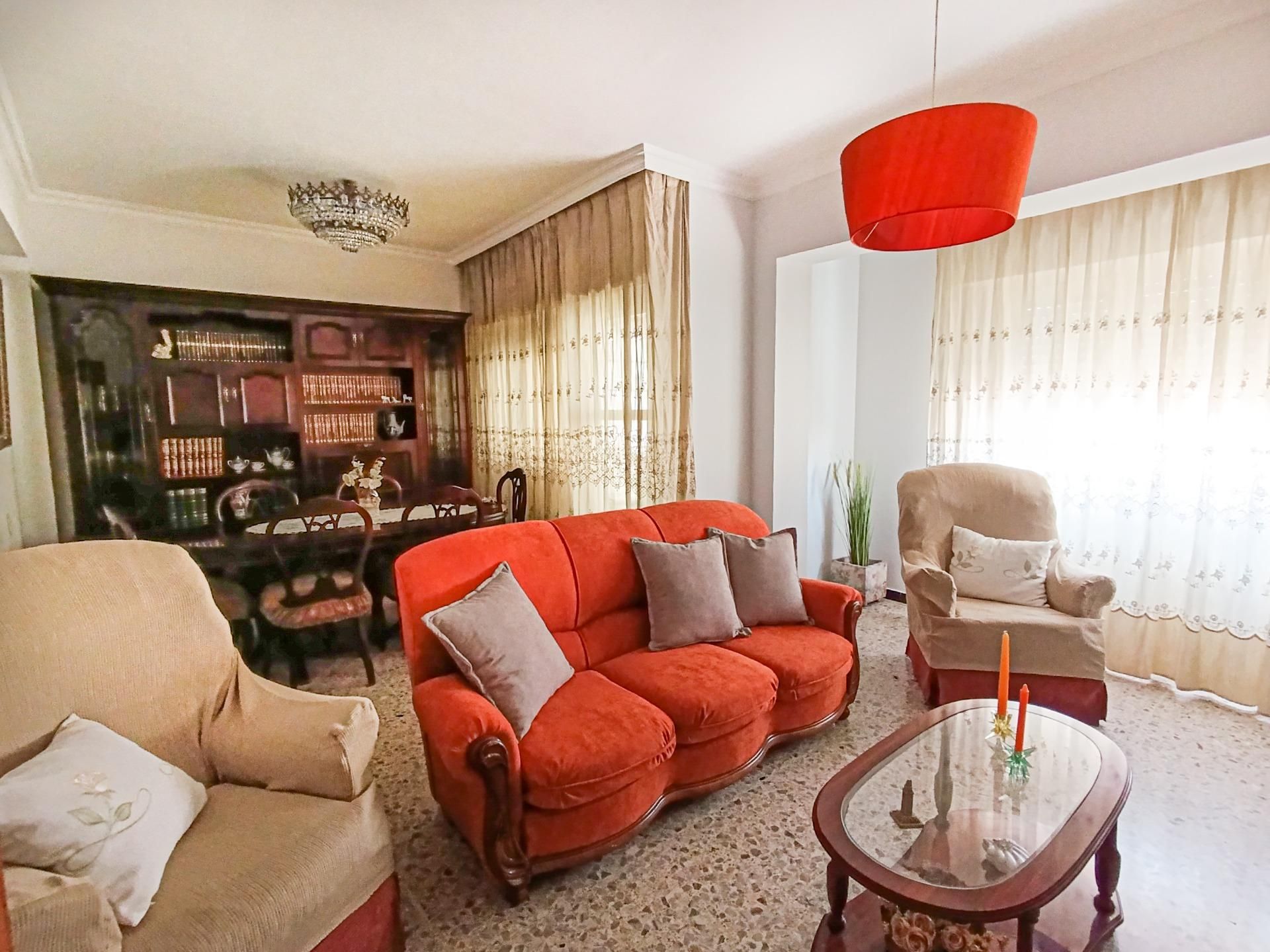Sala d'estar de Pis de lloguer en  Almería Capital