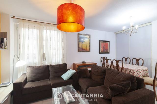 Piso en Venta en Calle Ría Cubas en Somo