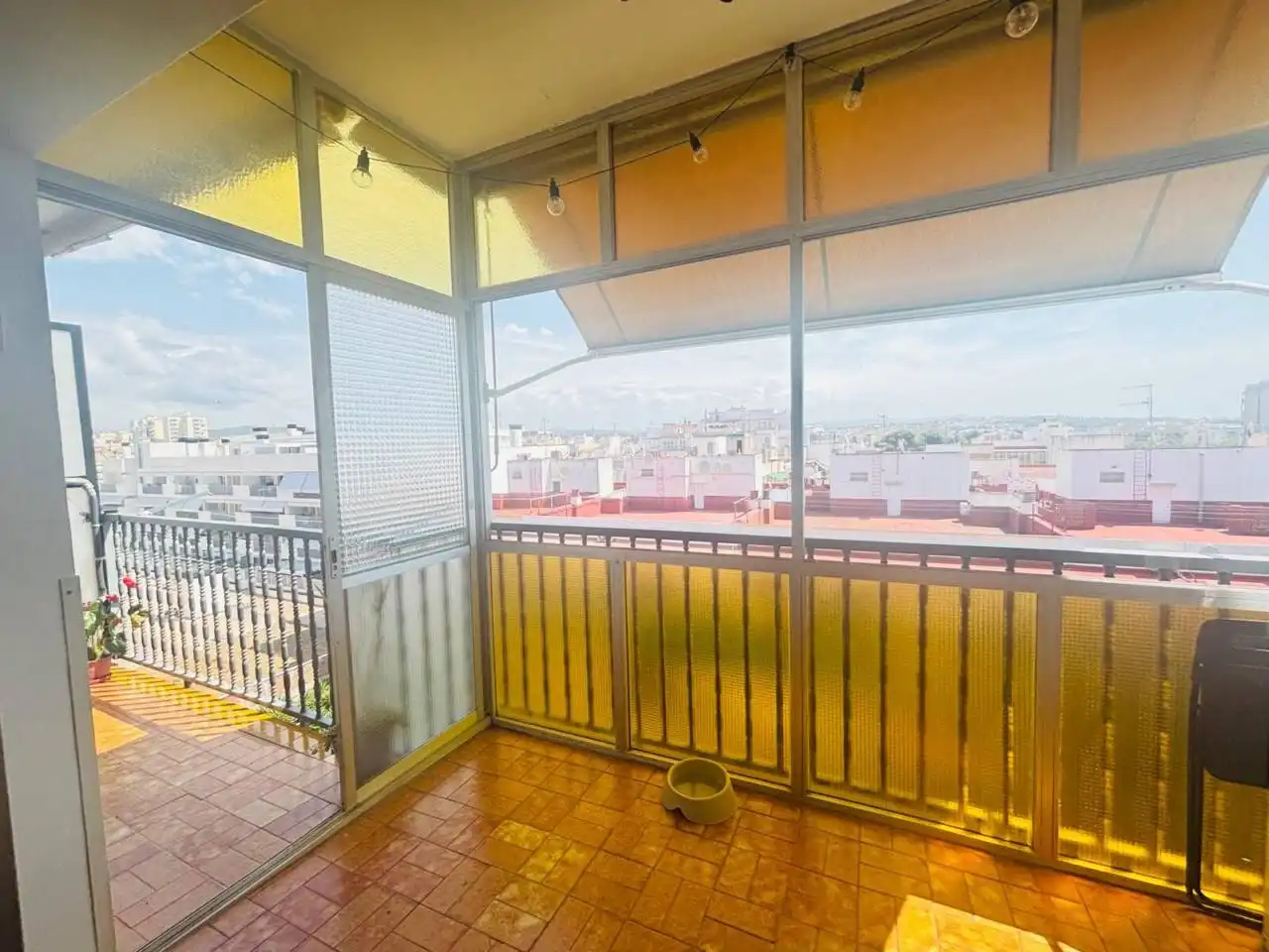 Terraza de Ático en venta en Vilanova i la Geltrú con Aire acondicionado, Calefacción y Parquet