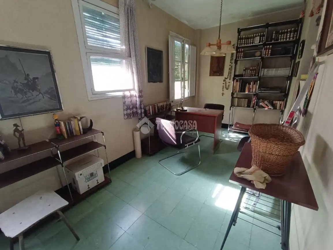 Detached homes for sale in Zaragoza