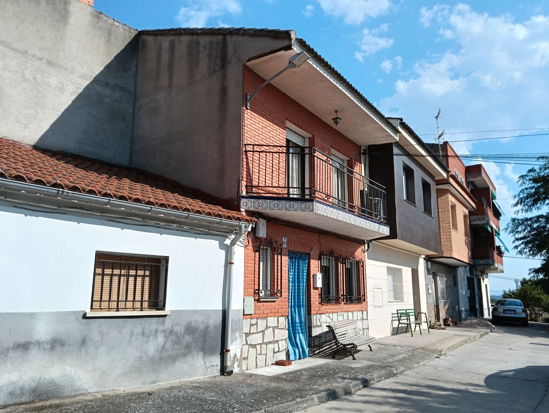 Vista exterior de Casa o xalet en venda en Cebolla amb Aire condicionat, Calefacció i Terrassa