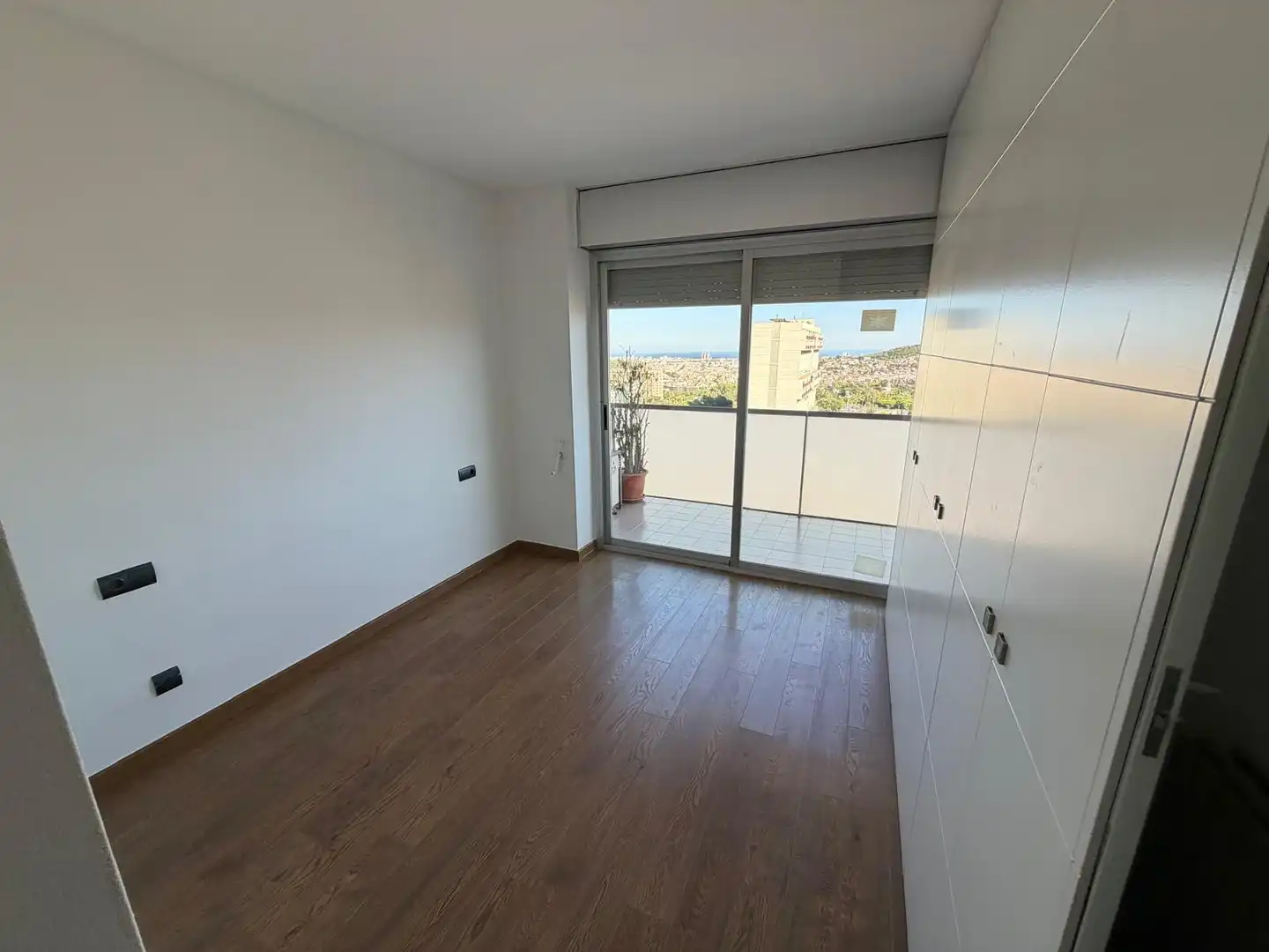 Bedroom of Flat for rent in Barcelona  with Air Conditioner, Heating and Terrace