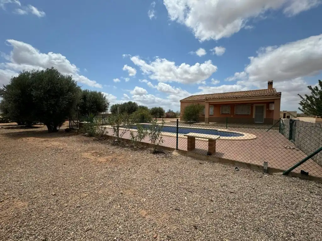 Detached homes for sale in Balsapintada - El Estrecho