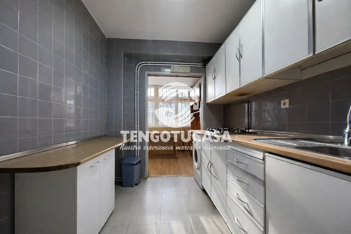 Piso en venta en Calle San Herculano, Canillejas