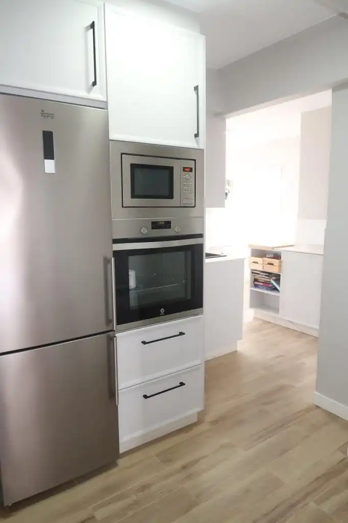 Cuina de Pis en venda en A Coruña Capital  amb Aire condicionat, Calefacció i Parquet